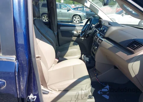 2012 Volkswagen Routan Se from USA, damaged, VIN 2C4RVABGXCR293604